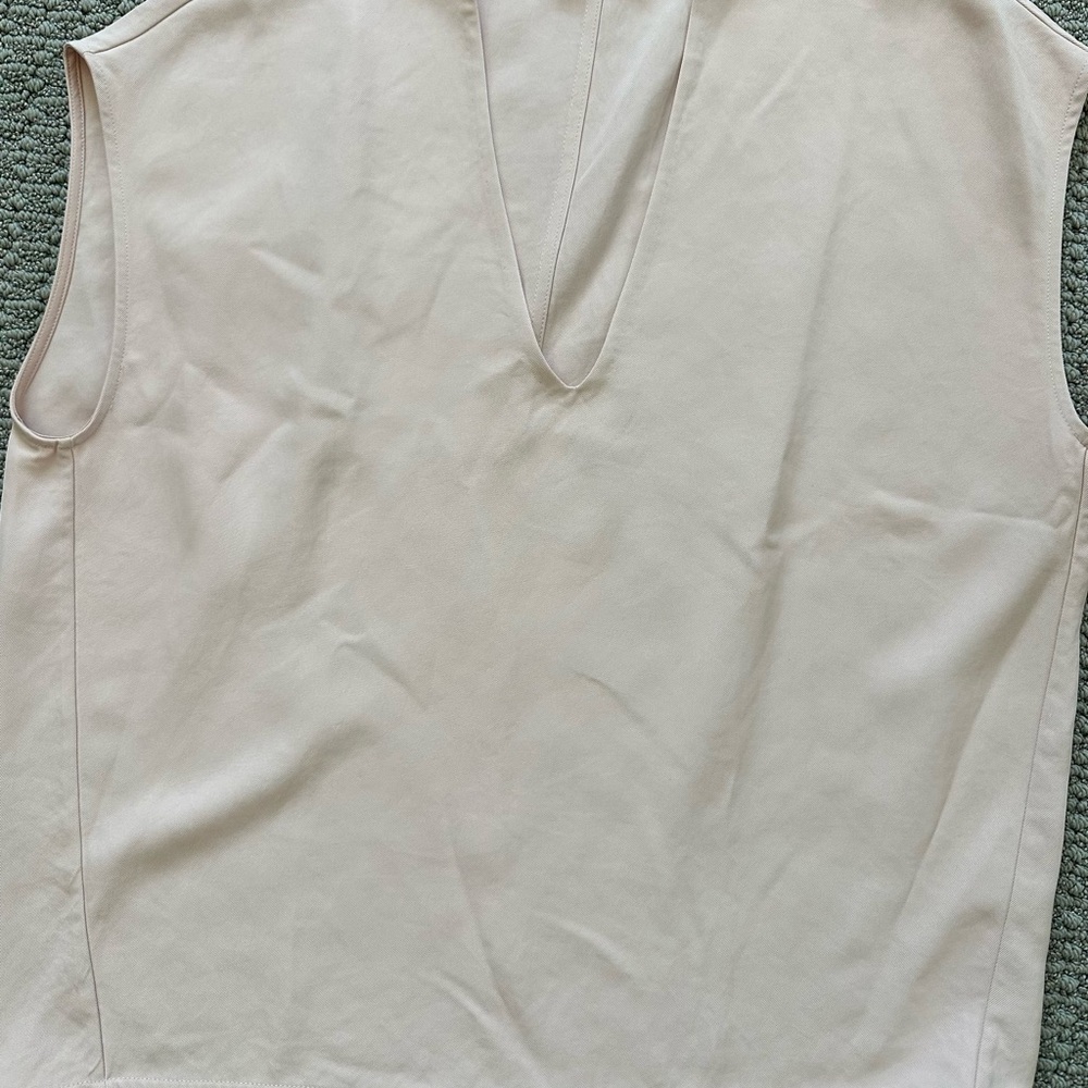 Everlane Cream Sleeveless Tank Top